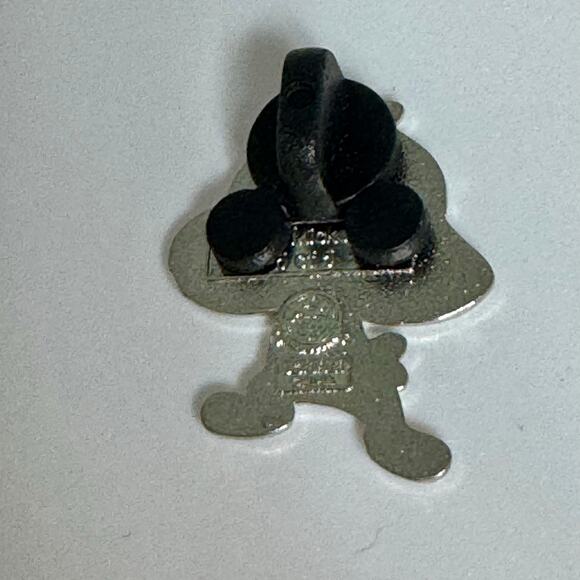 2011 Hidden Mickey Orange Bird Collection Frustrated Disney Trading Pin - Picture 4 of 4